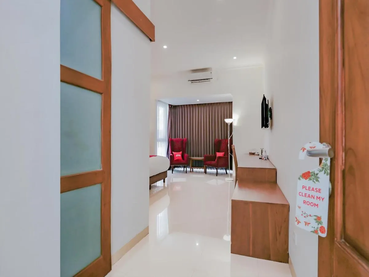 Oyo 3980 Lestari Residence Seminyak  2*, Seminyak (Bali)